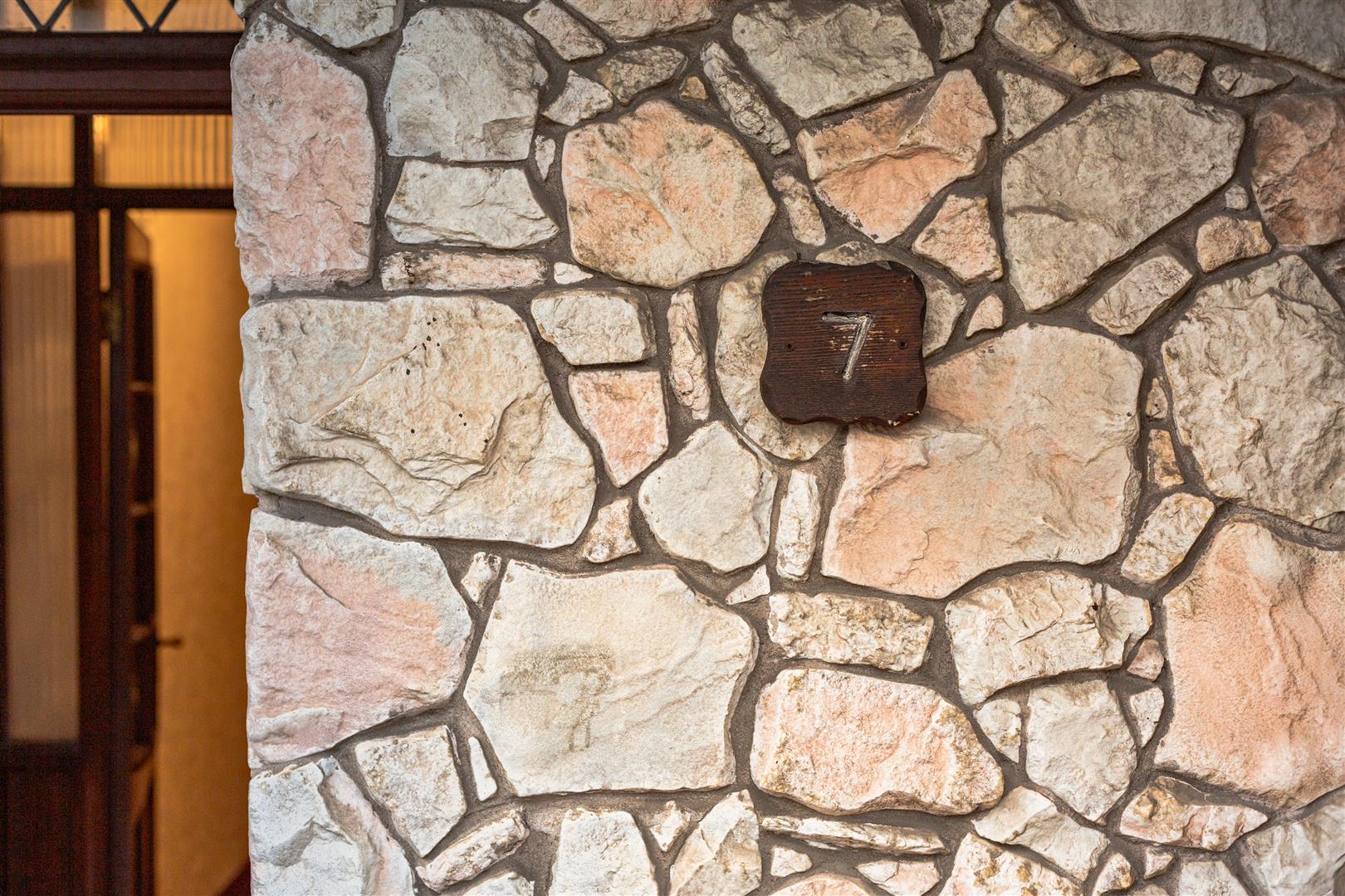 College Hill, Llanelli, SA15 1EL